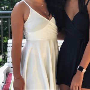 Little white dress size small